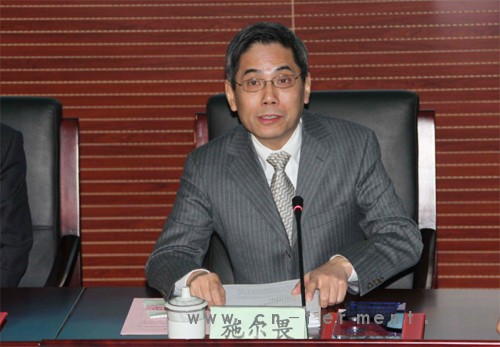 施尔畏主持验收会