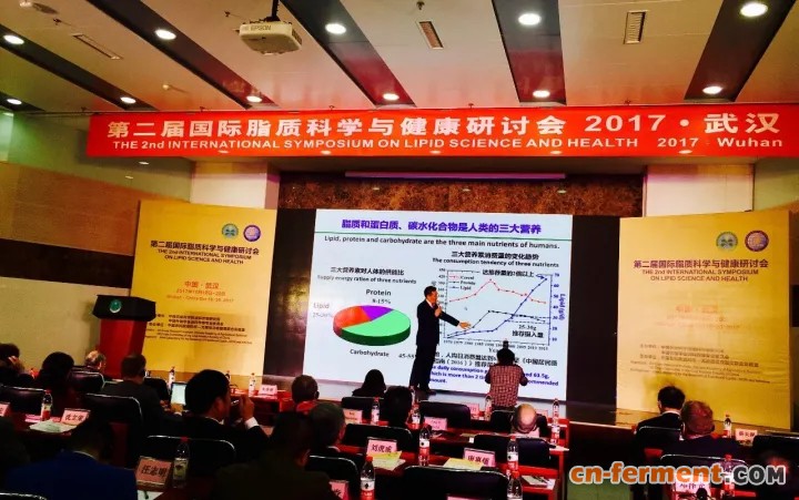 中国农业科学院油料作物研究所  黄凤洪 研究员