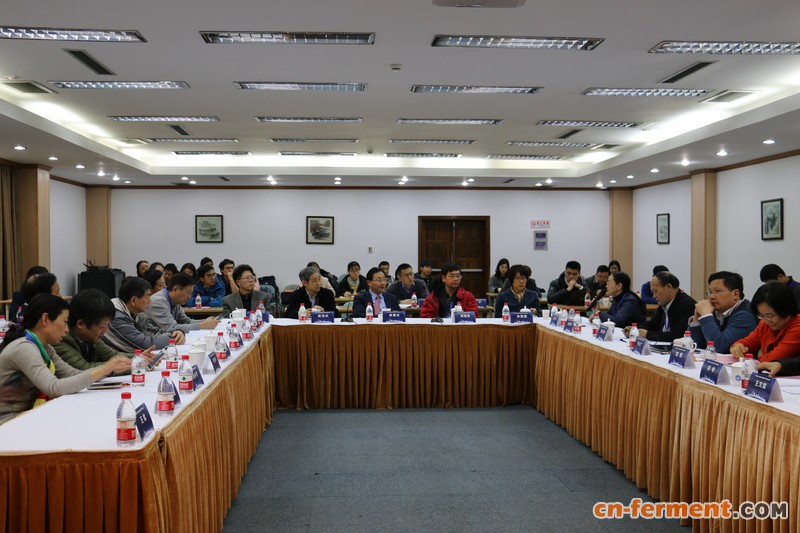 与会专家热烈交流了两省一市海洋生物医药研究的协同创新现状