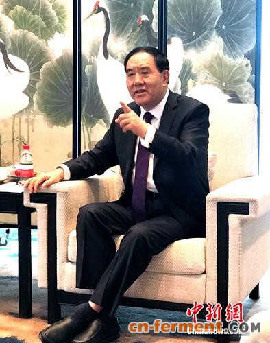 阜丰集团董事长李学纯接受媒体采访中新网8月2日电  2019年,阜丰集团