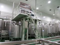 茅台—蓝莓利口酒/发酵酒生产线